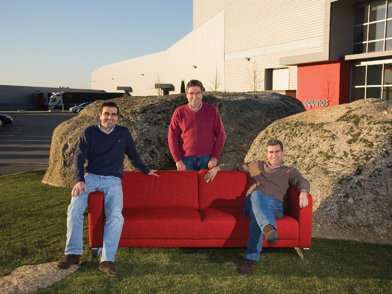 Aquinos founders 1985